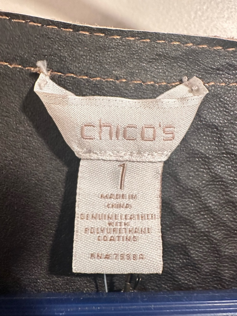 Chico’s Reversible Kelsey Jacket Exotic Metallic Snake & Alligator Print 1/M/US8 - Picture 2 of 16
